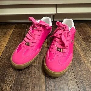 Guess Fuchsia Lace-Up Sneakers